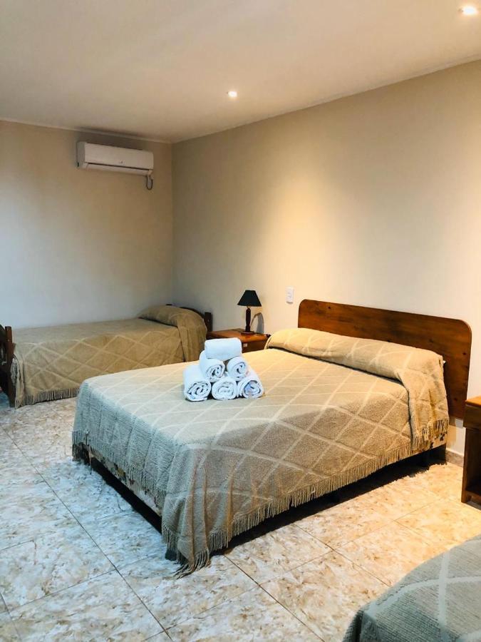 פוארטו איגואסו La Familia Hotel מראה חיצוני תמונה
