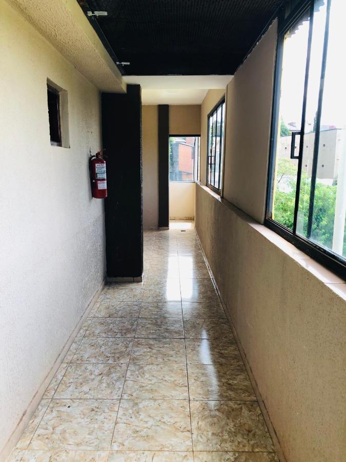 פוארטו איגואסו La Familia Hotel מראה חיצוני תמונה